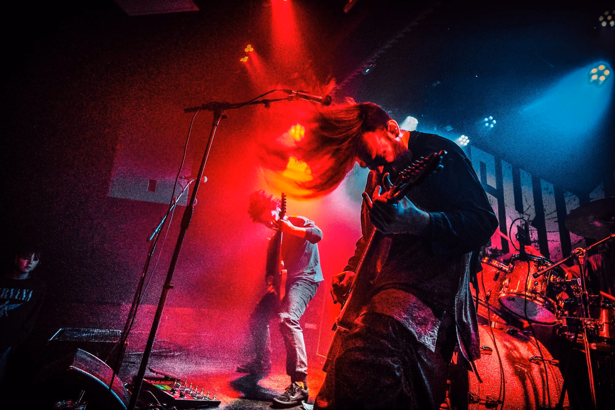 Skyloth live op het podium
