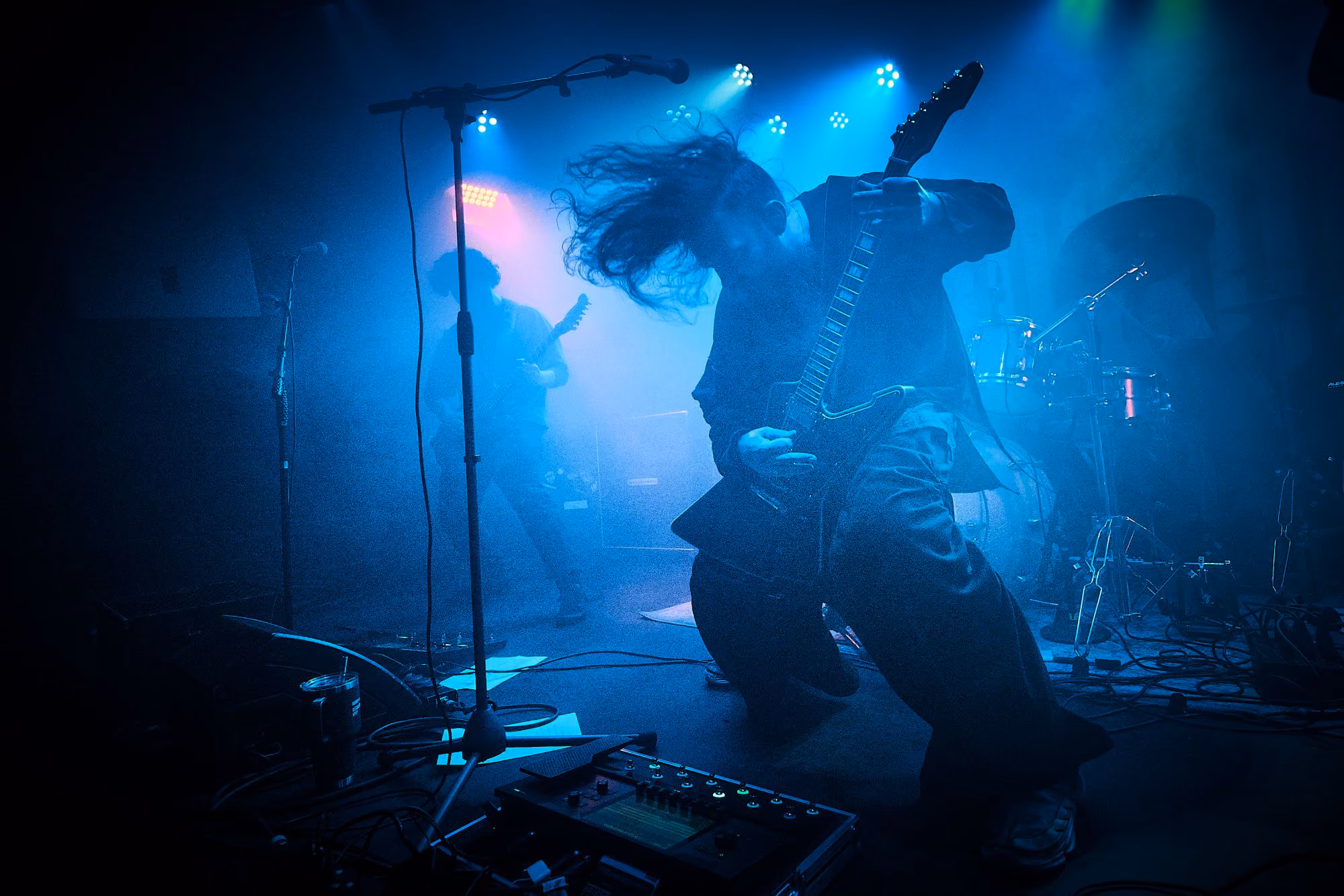 Skyloth live op het podium
